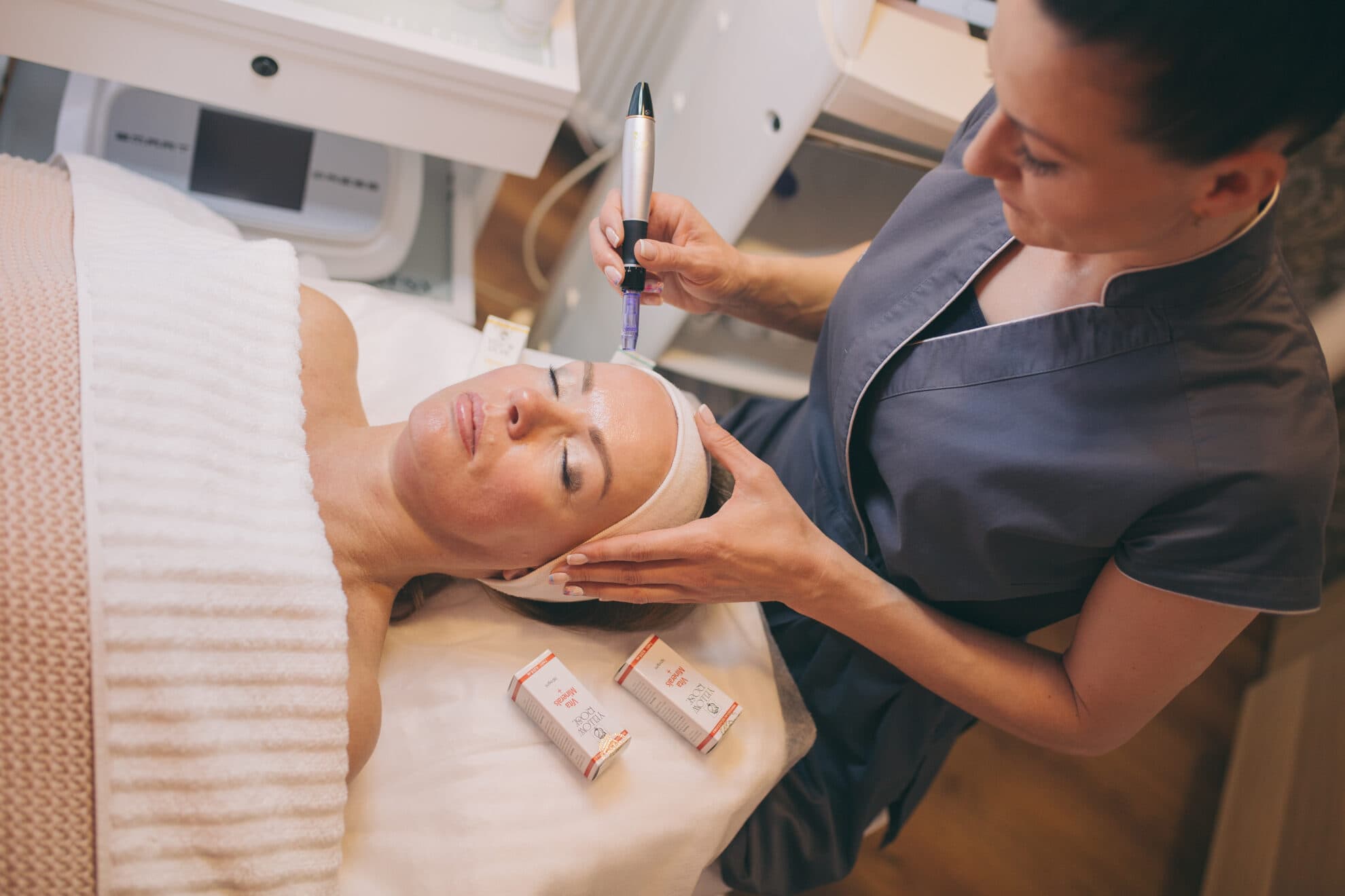 Procedūra Acne skartai un problemātiskai sejas ādai